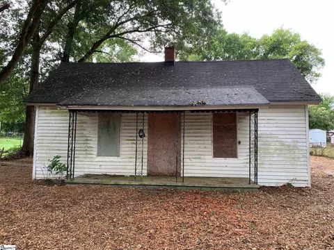 6 Stevens St, Laurens, SC 29360 photo 3