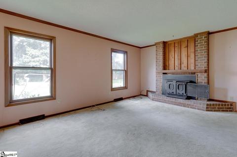605 Devenger Rd, Greer, SC 29650 photo 9
