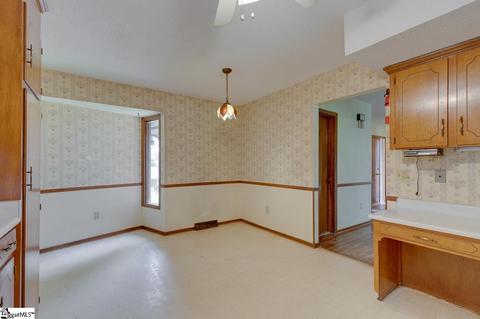 605 Devenger Rd, Greer, SC 29650 photo 14