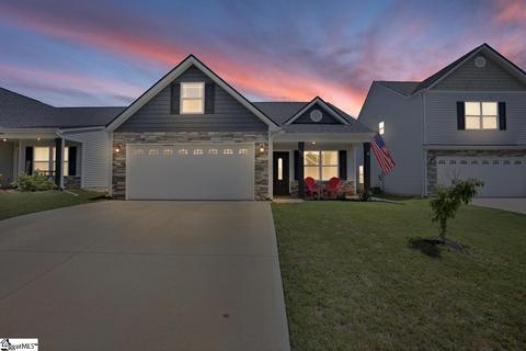 533 Thomas Edwards Ln, Greer, SC 29651 photo 3