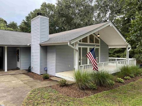 211 Pineview Dr, Pelzer, SC 29669 photo 2