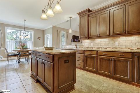 580 E Howell Rd, Greer, SC 29651 photo 15