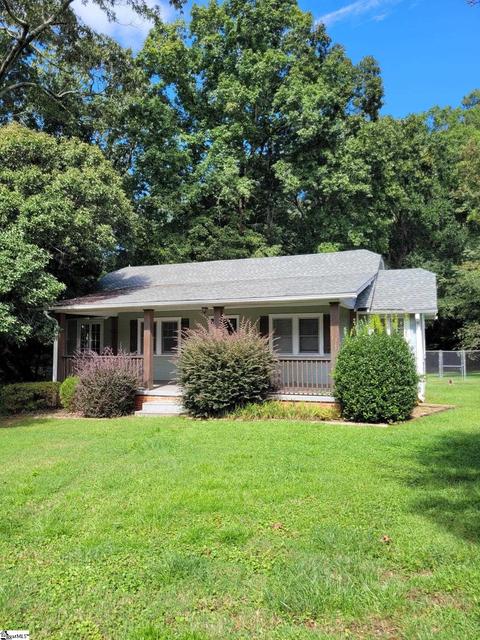 110 Mcelhaney Rd, Travelers Rest, SC 29690