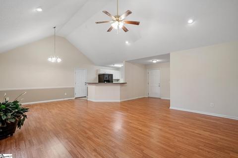 230 Hallmark Cir, Easley, SC 29640 photo 3
