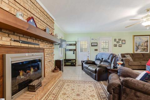 101 Dorr Cir, Easley, SC 29640 photo 10
