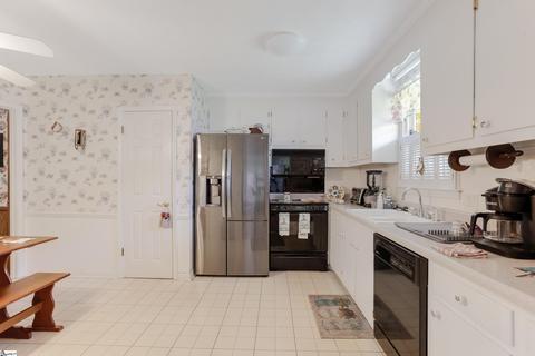 101 Dorr Cir, Easley, SC 29640 photo 13