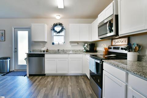 109 Regency Walk, Pickens, SC 29671 photo 12