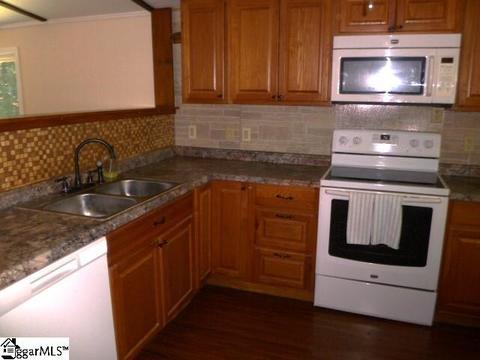 113 Mount Forest Cir, Easley, SC 29640 photo 4