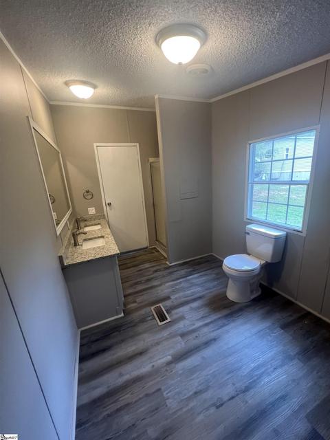 893 Black Snake Rd, Easley, SC 29640 photo 15