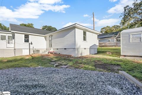 136 Spring St, Greer, SC 29650 photo 6