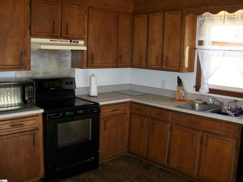 107 Garden Ct, Easley, SC 29642 photo 6