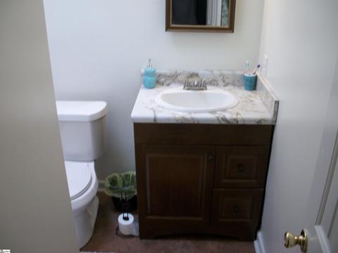 107 Garden Ct, Easley, SC 29642 photo 10