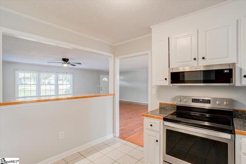 336 E Celestial Dr, Greer, SC 29651 photo 10