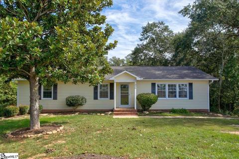 336 E Celestial Dr, Greer, SC 29651 photo 1