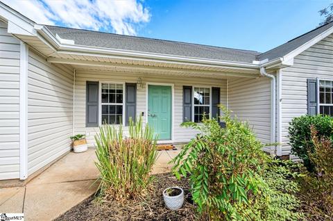 2 Viking Dr, Greer, SC 29651 photo 2