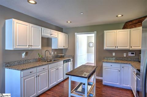 2 Viking Dr, Greer, SC 29651 photo 15