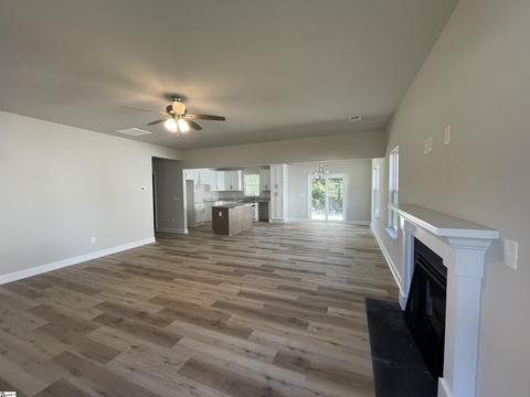 216 B St, Greer, SC 29651 photo 3