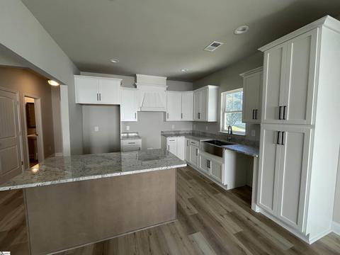 216 B St, Greer, SC 29651 photo 5