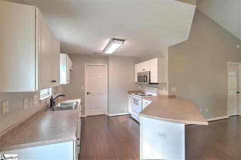 112 Pine Lake Dr, Easley, SC 29642 photo 11