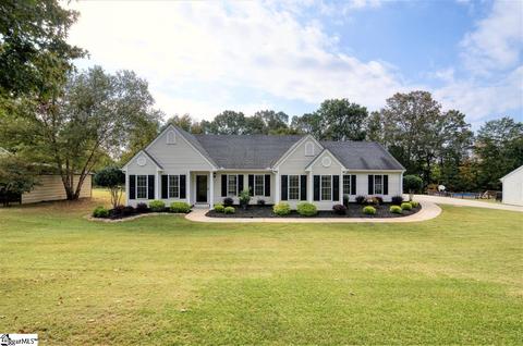 112 Pine Lake Dr, Easley, SC 29642 photo 3