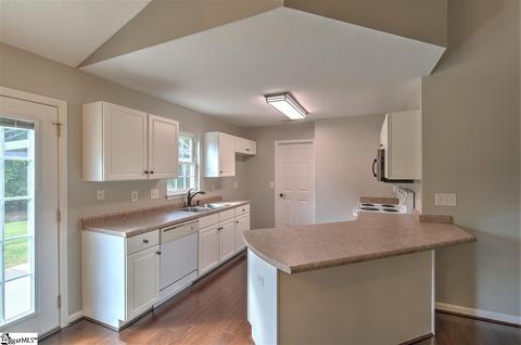 112 Pine Lake Dr, Easley, SC 29642 photo 10