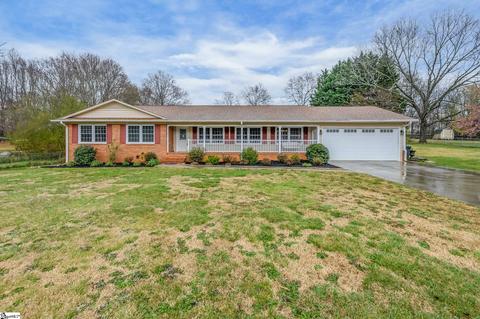 104 Cherokee Rd, Easley, SC 29642 photo 2