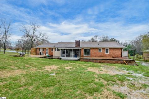 104 Cherokee Rd, Easley, SC 29642 photo 4