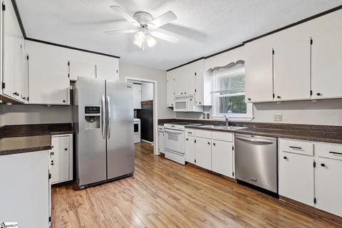 100 Sylvan Dr, Greer, SC 29650 photo 10