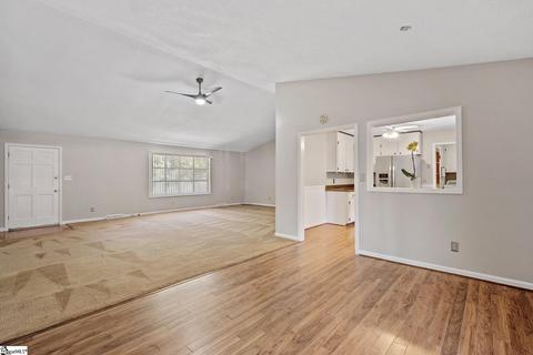 100 Sylvan Dr, Greer, SC 29650 photo 7