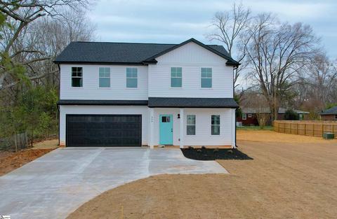 406 Holmes St, Laurens, SC 29360