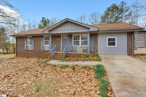 213 Walnut Dr, Pickens, SC 29671