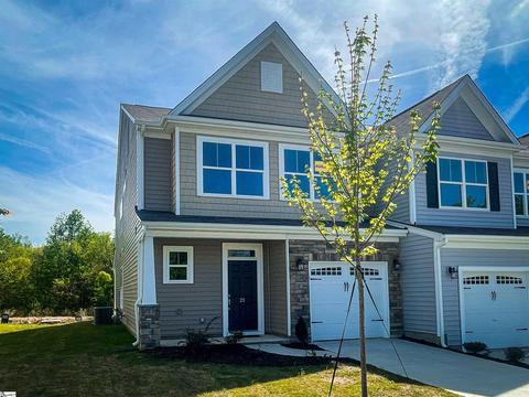 25 Fair Village Ln, Simpsonville, SC 29680
