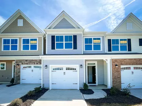27 Fair Village Ln, Simpsonville, SC 29680