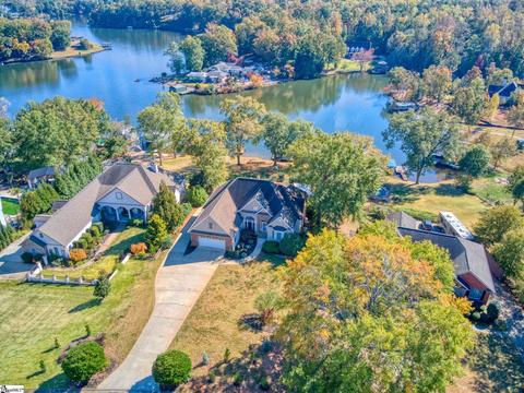 109 Stanridge Ct, Easley, SC 29640 photo 2