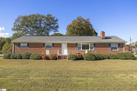 107 Bethel Rd, Simpsonville, SC 29681