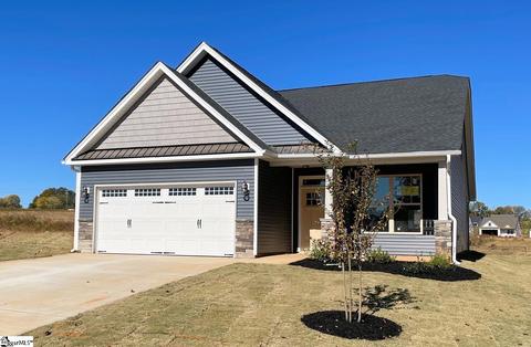 2749 Millhone Dr, Moore, SC 29369 photo 1