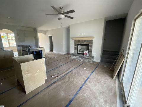 2749 Millhone Dr, Moore, SC 29369 photo 4