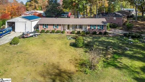 105 Brookbend Rd, Mauldin, SC 29662