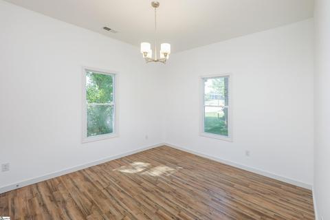 313 E Hampton St, Anderson, SC 29624 photo 21