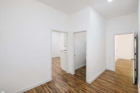 313 E Hampton St, Anderson, SC 29624 photo 17