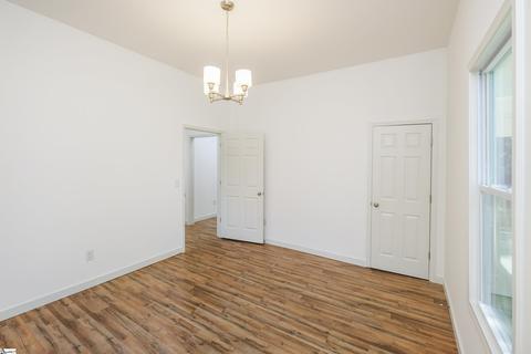 313 E Hampton St, Anderson, SC 29624 photo 22