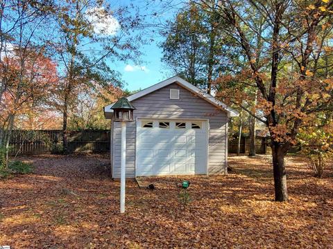 109 Camperdown Ct, Easley, SC 29642 photo 4
