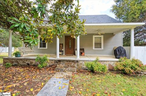 367 Holiday St, Pelzer, SC 29669 photo 2