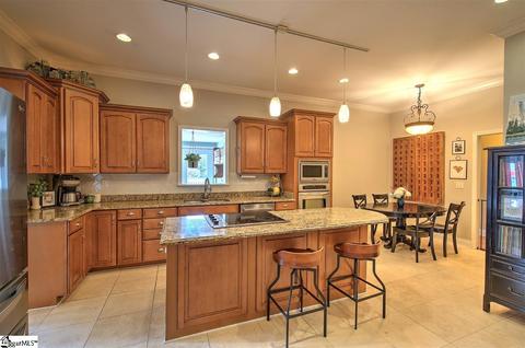 367 Holiday St, Pelzer, SC 29669 photo 6