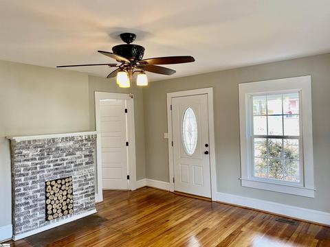 112 League St, Easley, SC 29640 photo 2