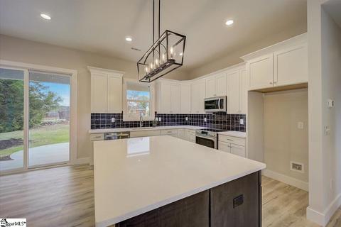 102 Leake Dr, Simpsonville, SC 29681 photo 12