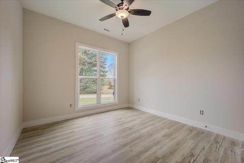 102 Leake Dr, Simpsonville, SC 29681 photo 16