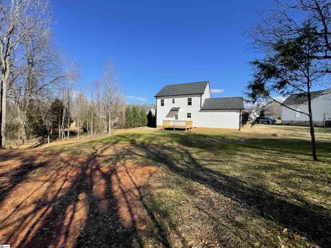 8 Forest Glenn Ct, Pelzer, SC 29669 photo 4