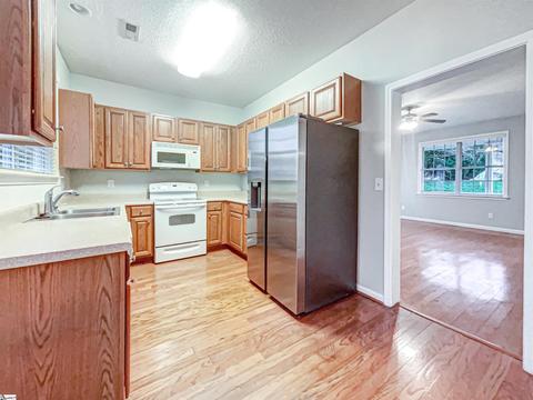 108 Spotted Wing Ct, Easley, SC 29642 photo 8