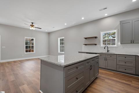 8 20th St, Greer, SC 29651 photo 11